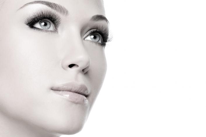 Instant Lifting Effect Treatment Instant Lifting Effect Treatment